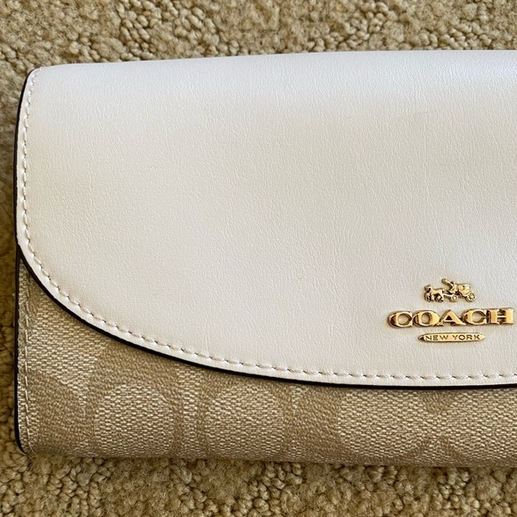 Coach Wallet - Picture 3 of 3
